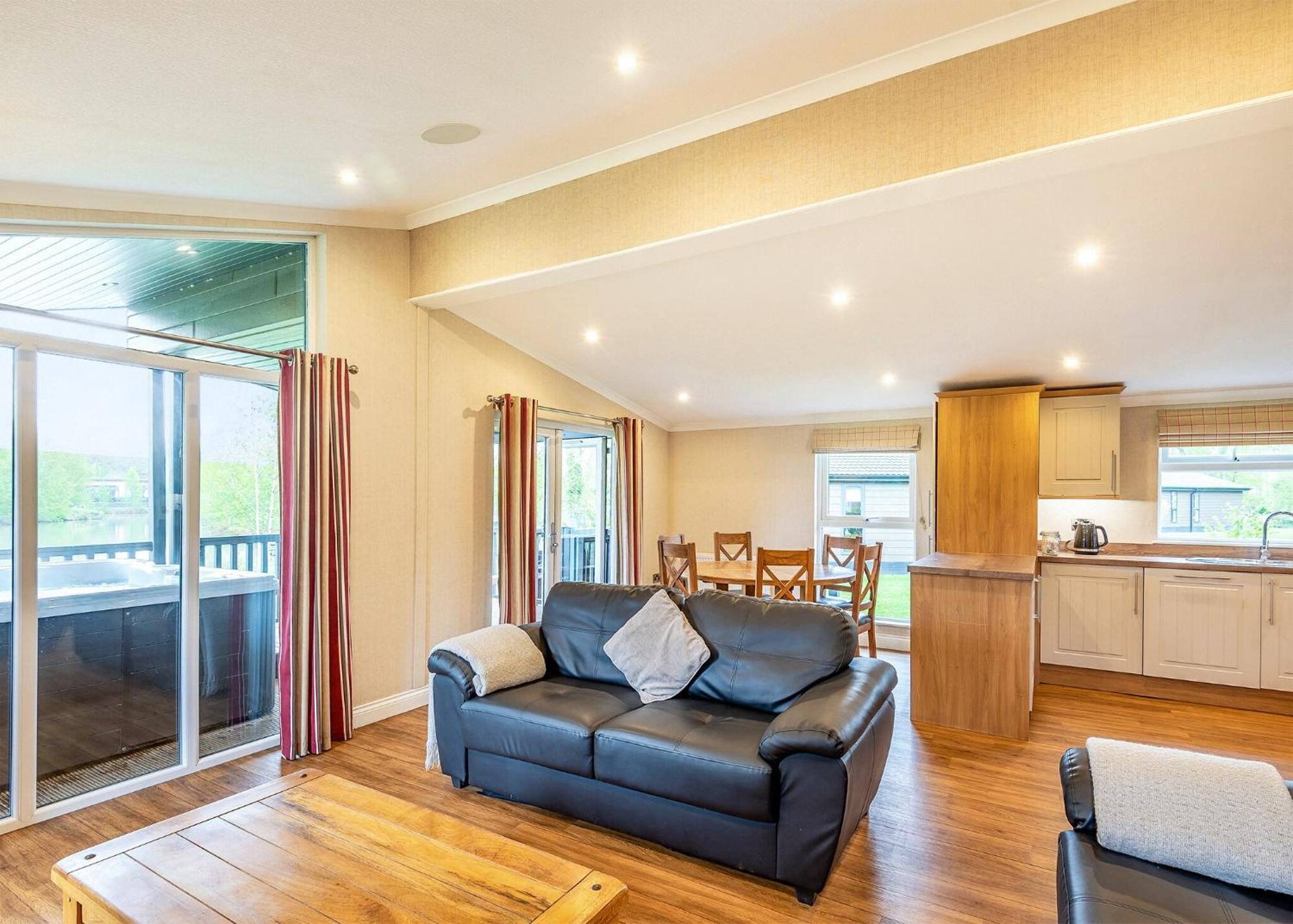 Woodhall Country Park Lodges Woodhall Spa Bagian luar foto